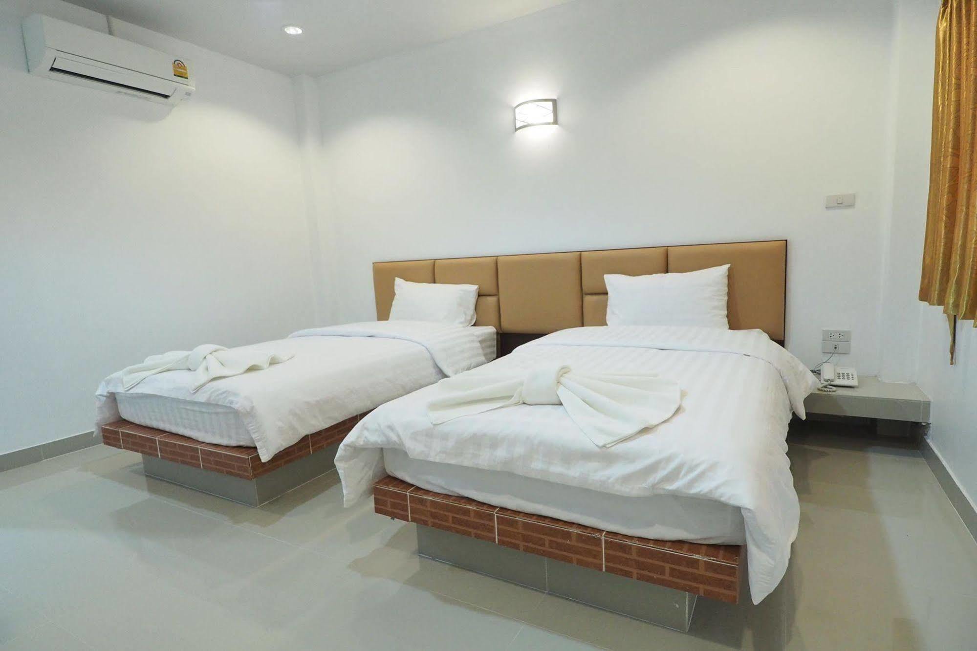 The Phant Hotel Сурін Екстер'єр фото